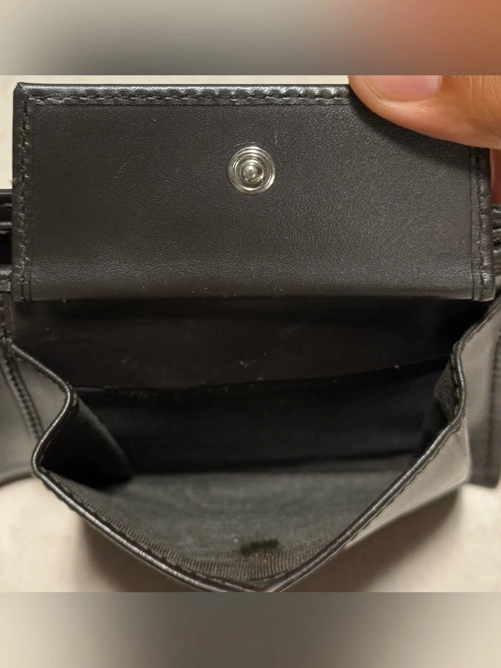 Gucci GG Supreme New Web Sherry Line Bi-fold Wallet in Coated Canvas